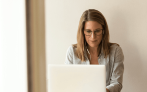 LinkedIn Sales Solutions, źródło unsplash